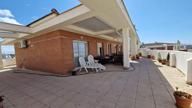 Foto 1 de Venta de piso en calle Salauris de 4 habitaciones con terraza y piscina