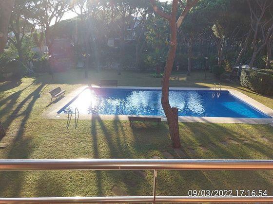 Foto 1 de Pis en lloguer a Gavà Mar de 3 habitacions amb terrassa i piscina