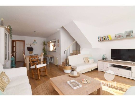 Foto 1 de Casa en venda a Cabrera de Mar de 4 habitacions amb aire acondicionat i calefacció