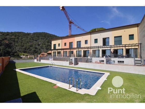 Foto 1 de Casa en venda a Premià de Dalt de 4 habitacions amb terrassa i piscina