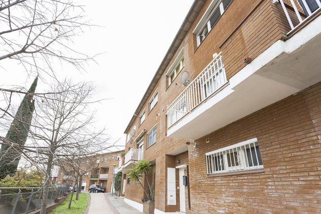 Foto 2 de Venta de casa adosada en Poblenou - L'Olivar Gran de 4 habitaciones con terraza y garaje