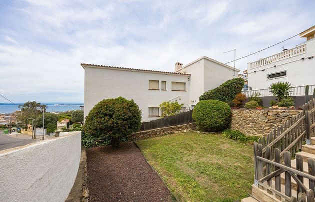 Foto 2 de Venta de chalet en Els Grecs - Mas Oliva de 3 habitaciones con terraza y garaje
