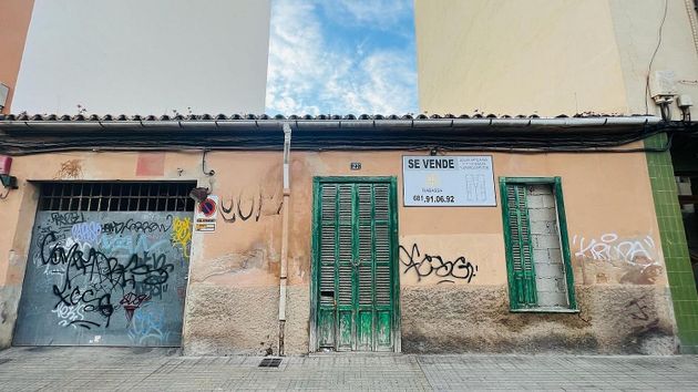 Foto 1 de Terreno en venta en Marquès de la Fontsanta - Pere Garau de 340 m²