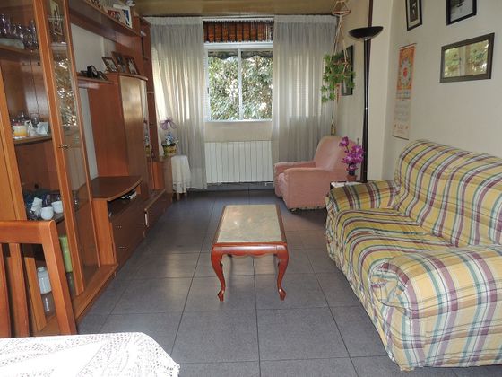 Foto 1 de Piso en venta en La Verneda i la Pau de 3 habitaciones con calefacción
