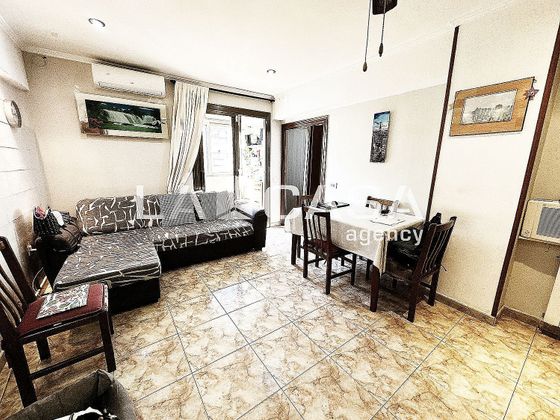 Foto 2 de Piso en venta en La Verneda i la Pau de 3 habitaciones con balcón y aire acondicionado