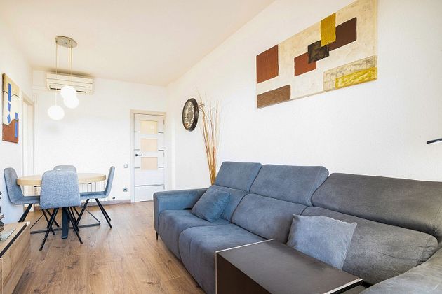 Foto 2 de Ático en venta en Provençals del Poblenou de 3 habitaciones con terraza y aire acondicionado