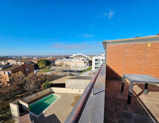 Foto 1 de Àtic en venda a calle Ernest Lluch de 3 habitacions amb terrassa i piscina