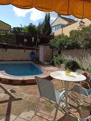 Foto 1 de Venta de chalet en El Rinconcillo de 3 habitaciones con terraza y piscina