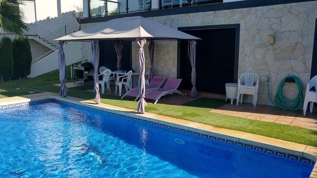 Foto 1 de Xalet en lloguer a Mijas Golf de 4 habitacions amb terrassa i piscina