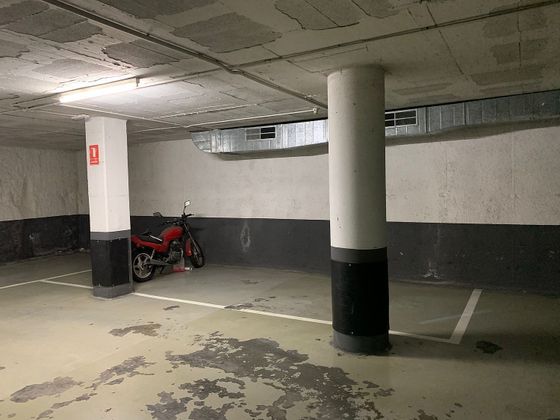 Foto 2 de Alquiler de garaje en calle Sant Joan de Malta de 3 m²