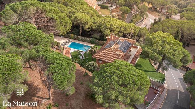 Foto 2 de Xalet en venda a Arenys de Munt de 4 habitacions amb terrassa i piscina