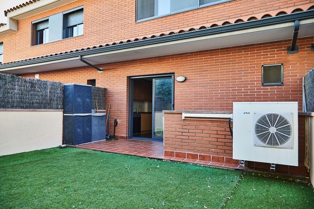 Foto 1 de Casa en venda a Sant Vicenç de Montalt de 4 habitacions amb terrassa i piscina