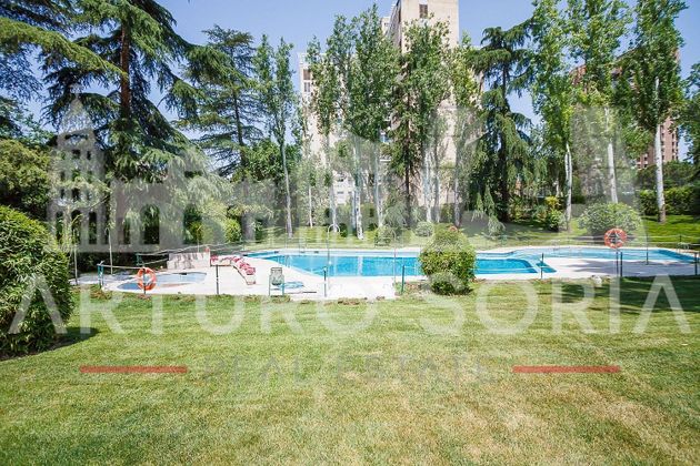 Foto 1 de Pis en venda a Costillares de 4 habitacions amb terrassa i piscina