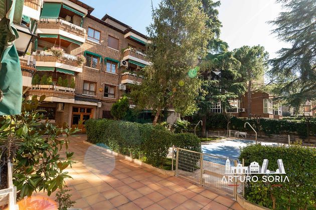 Foto 1 de Pis en venda a Concepción de 4 habitacions amb terrassa i piscina