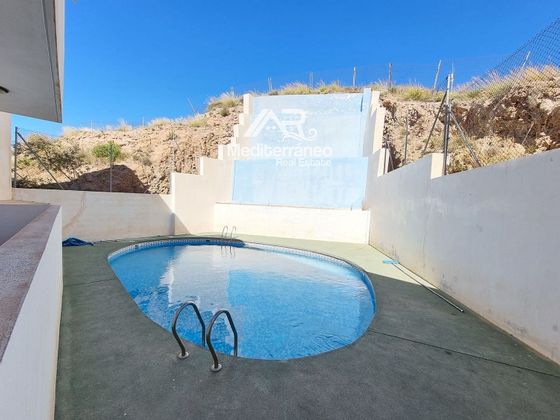 Foto 1 de Piso en venta en Carboneras de 1 habitación con terraza y piscina