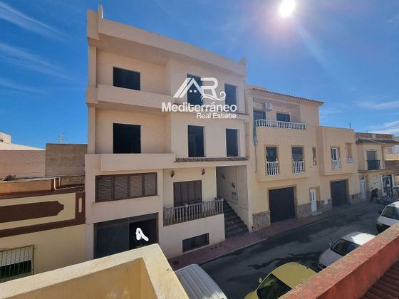Foto 1 de Casa en venda a Puerto de Garrucha de 2 habitacions amb terrassa i balcó