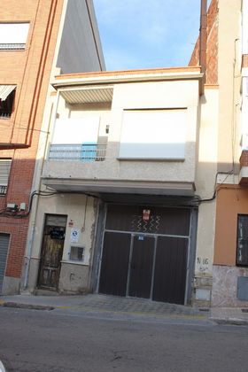 Foto 1 de Casa adossada en venda a Benaguasil de 3 habitacions amb terrassa i garatge