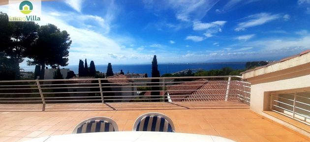 Foto 1 de Xalet en venda a Port Esportiu - Puig Rom - Canyelles de 8 habitacions amb terrassa i piscina