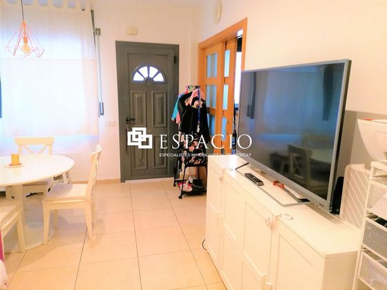 Foto 2 de Piso en venta en Cerdanyola de 2 habitaciones con aire acondicionado