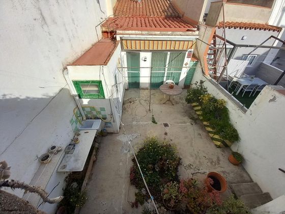 Foto 1 de Casa en venda a Cerdanyola de 3 habitacions amb terrassa i jardí