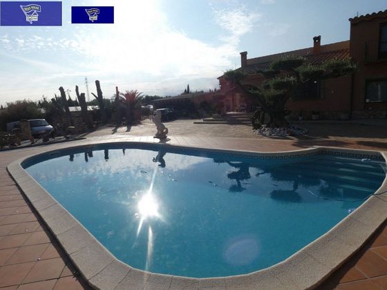 Foto 1 de Chalet en venta en Ampolla, l´ de 4 habitaciones con terraza y piscina