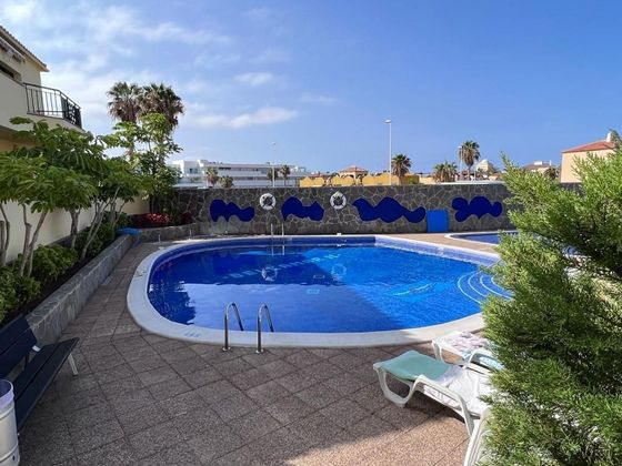 Foto 1 de Pis en lloguer a Costa Adeje de 1 habitació amb terrassa i piscina
