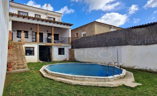 Foto 1 de Venta de casa en Jimena de la Frontera de 5 habitaciones con terraza y piscina