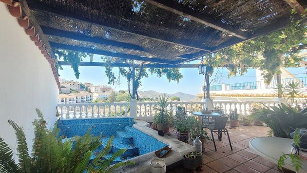 Foto 1 de Casa en venda a Canillas de Albaida de 2 habitacions amb terrassa i piscina