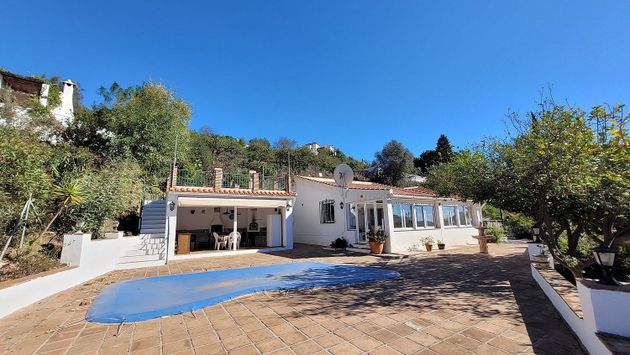 Foto 2 de Xalet en venda a Cómpeta de 3 habitacions amb terrassa i piscina