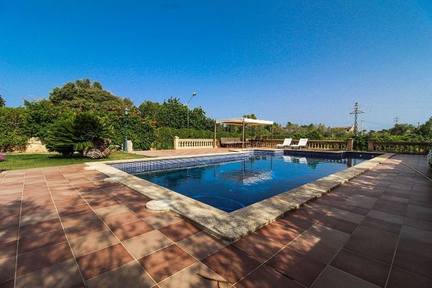 Foto 1 de Casa rural en venta en Sencelles de 5 habitaciones con terraza y piscina