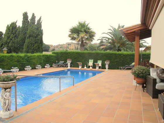 Foto 2 de Xalet en venda a Pals de 5 habitacions amb terrassa i piscina