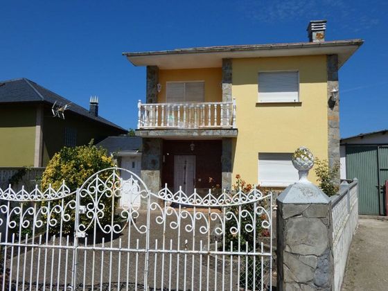 Foto 1 de Xalet en venda a Valdés de 4 habitacions amb terrassa i garatge