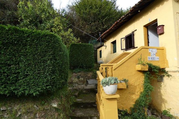 Foto 2 de Xalet en venda a Valdés de 2 habitacions amb jardí