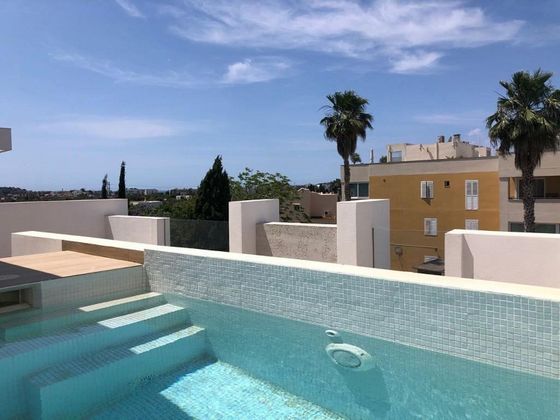 Foto 1 de Àtic en venda a calle Del Falcó de 3 habitacions amb terrassa i piscina
