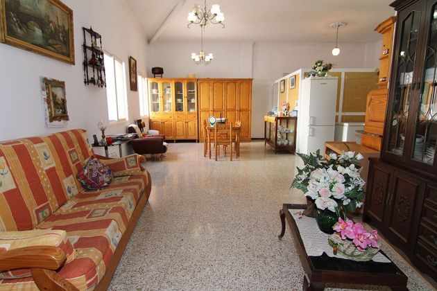 Foto 2 de Xalet en venda a Burrero de 5 habitacions amb terrassa i garatge