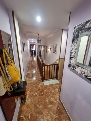 Foto 2 de Casa adossada en venda a calle Almirante Ferrándiz de 3 habitacions amb terrassa i garatge