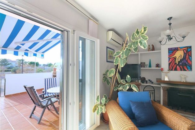 Foto 2 de Casa adosada en venta en urbanización Vista Mar de 3 habitaciones con terraza y piscina