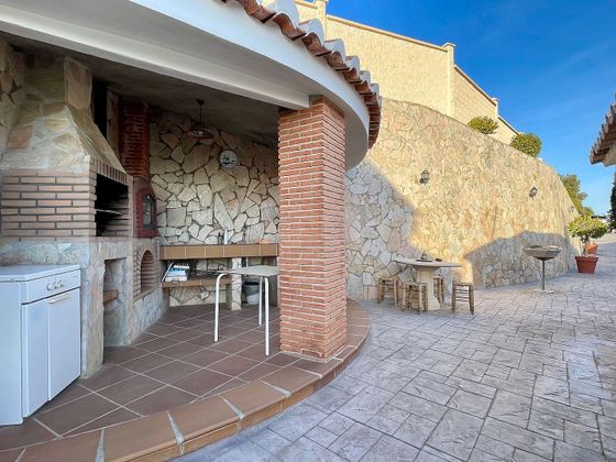 Foto 2 de Venta de chalet en calle El Gigante de 3 habitaciones con terraza y piscina