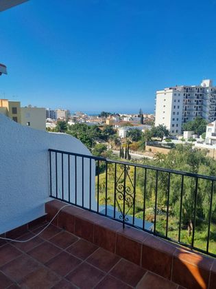 Foto 2 de Casa adosada en venta en urbanización Cerro Marino de 2 habitaciones con terraza y piscina