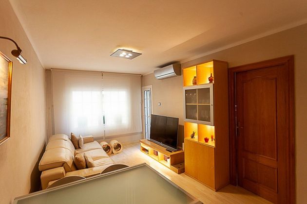 Foto 1 de Venta de piso en Can Vidalet de 3 habitaciones con balcón y aire acondicionado
