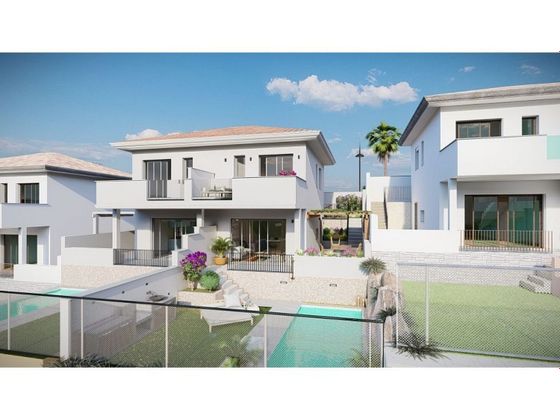 Foto 1 de Casa en venta en Chullera de 2 habitaciones con terraza y piscina