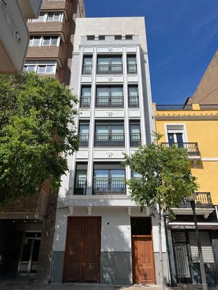 Foto 1 de Pis en lloguer a Centro - Castellón de la Plana de 2 habitacions amb mobles i balcó