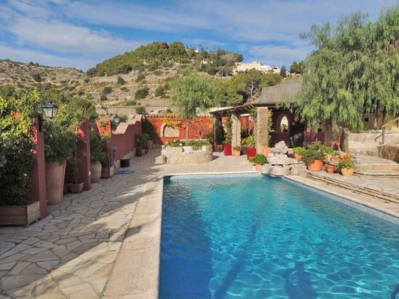 Foto 1 de Casa rural en venda a Montgó - Partida Tosal de 3 habitacions amb terrassa i piscina