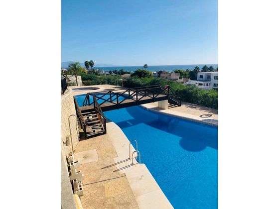 Foto 1 de Pis en venda a El Castillo de 2 habitacions amb terrassa i piscina