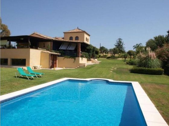 Foto 1 de Venta de casa rural en El Padrón - El Velerín - Voladilla de 6 habitaciones con terraza y piscina