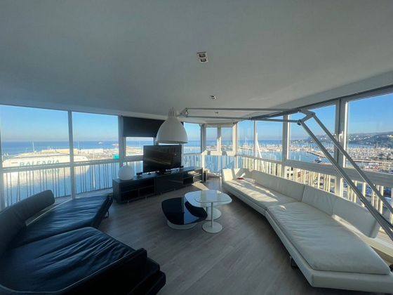 Foto 1 de Pis en venda a El Puerto de 3 habitacions amb terrassa i balcó