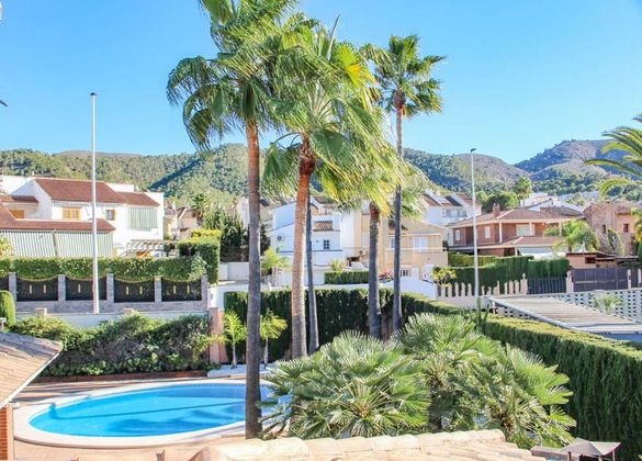 Foto 1 de Casa en venda a Rincón de Loix de 7 habitacions amb terrassa i piscina