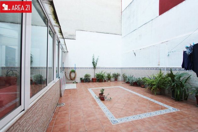 Foto 1 de Venta de piso en El Castell de 3 habitaciones con terraza