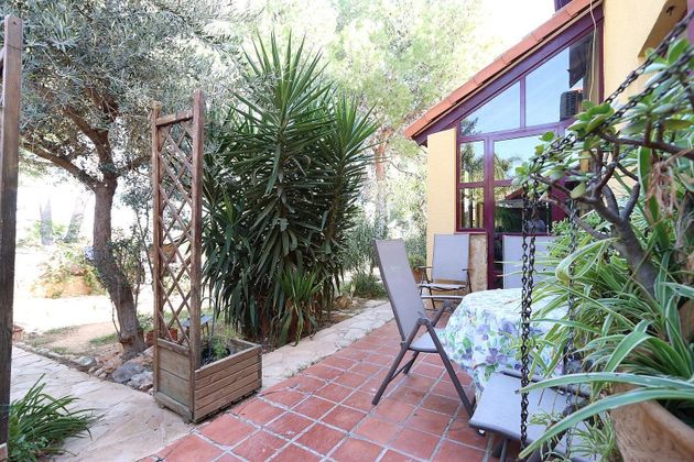 Foto 1 de Venta de casa en Montealegre de 4 habitaciones con terraza y jardín