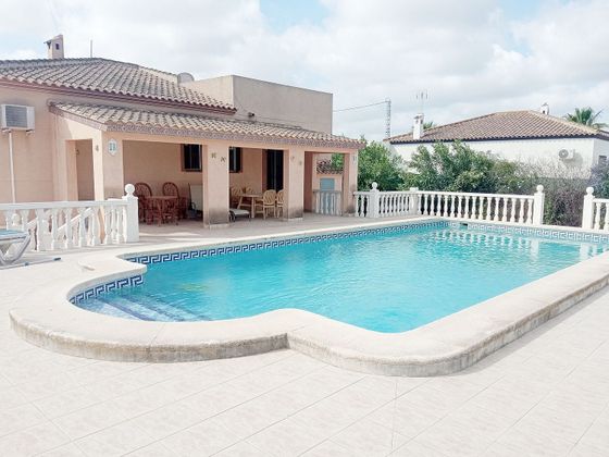 Foto 1 de Xalet en venda a Catral de 3 habitacions amb terrassa i piscina